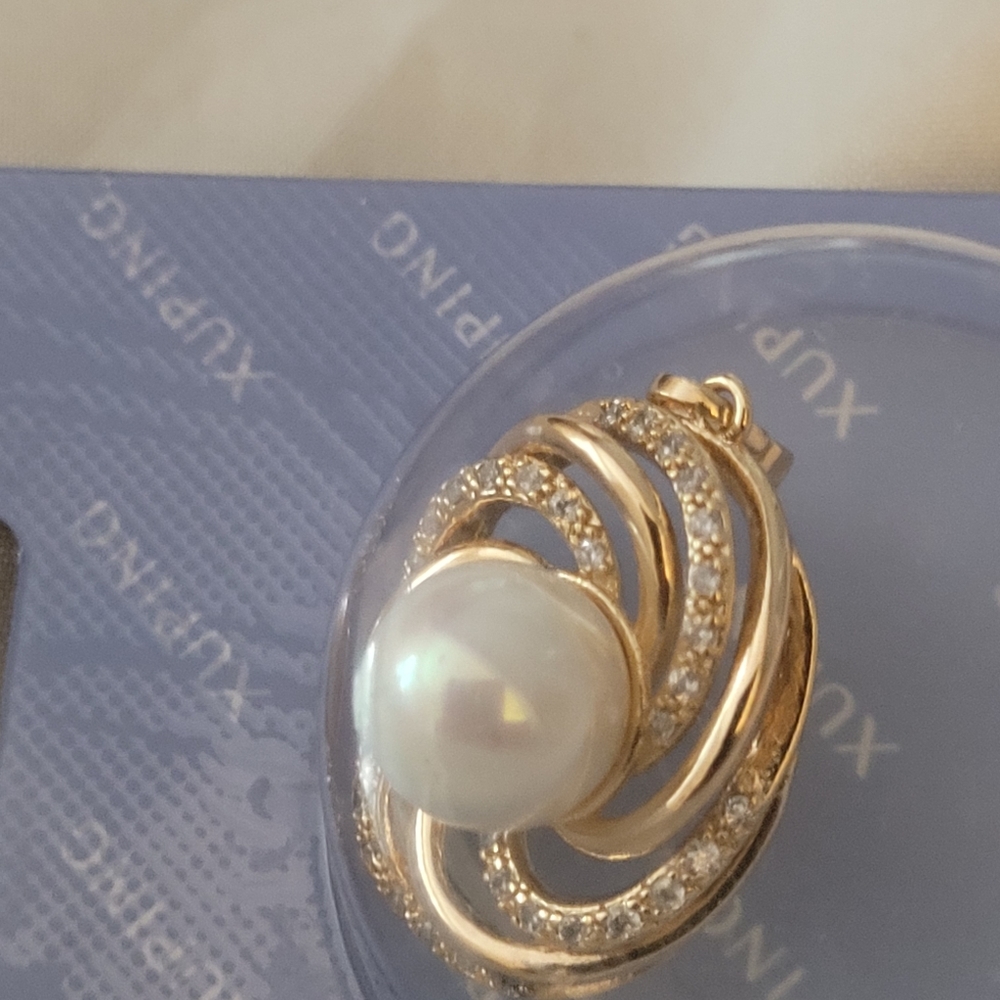 Gold and Pearl charm